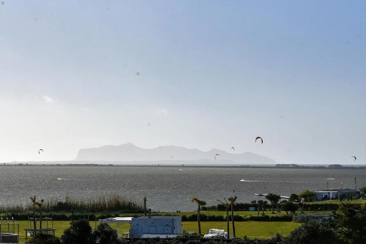Casa B, Room 5 - Palm Kite Paradise, At Lagoon - Lo Stagnone Kite Spot Marsala 0*,  Italy